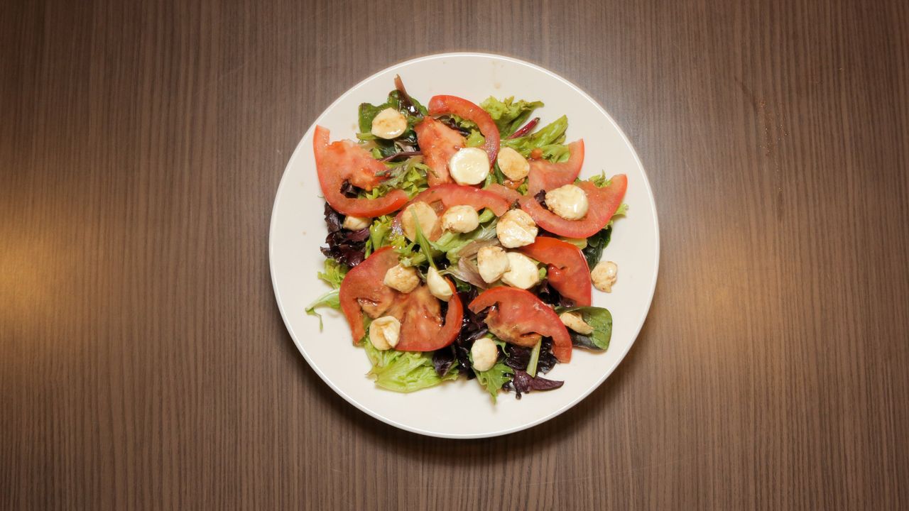 Caprese Salad (V)