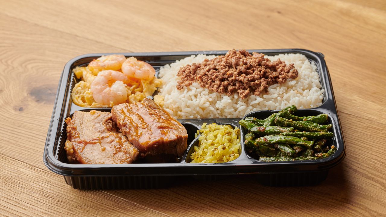 Soy-Stewed Pork Belly 古早味控肉飯