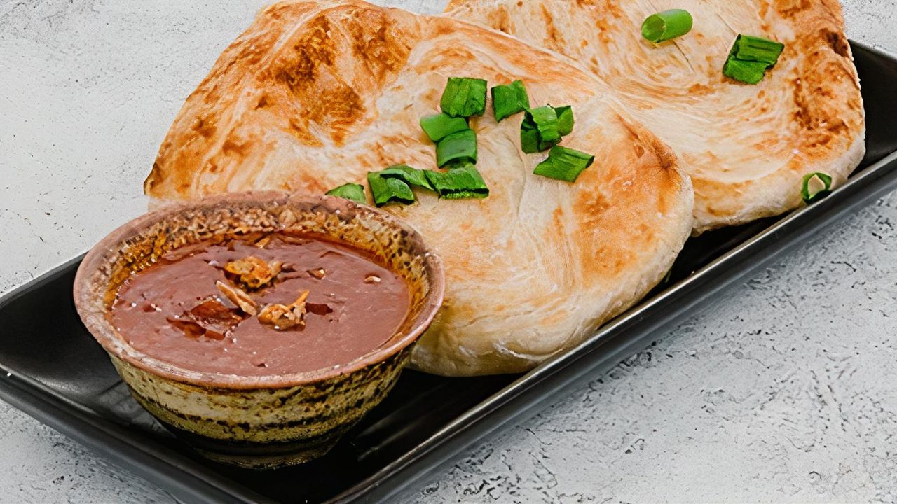 Roti Bread with satay sauce