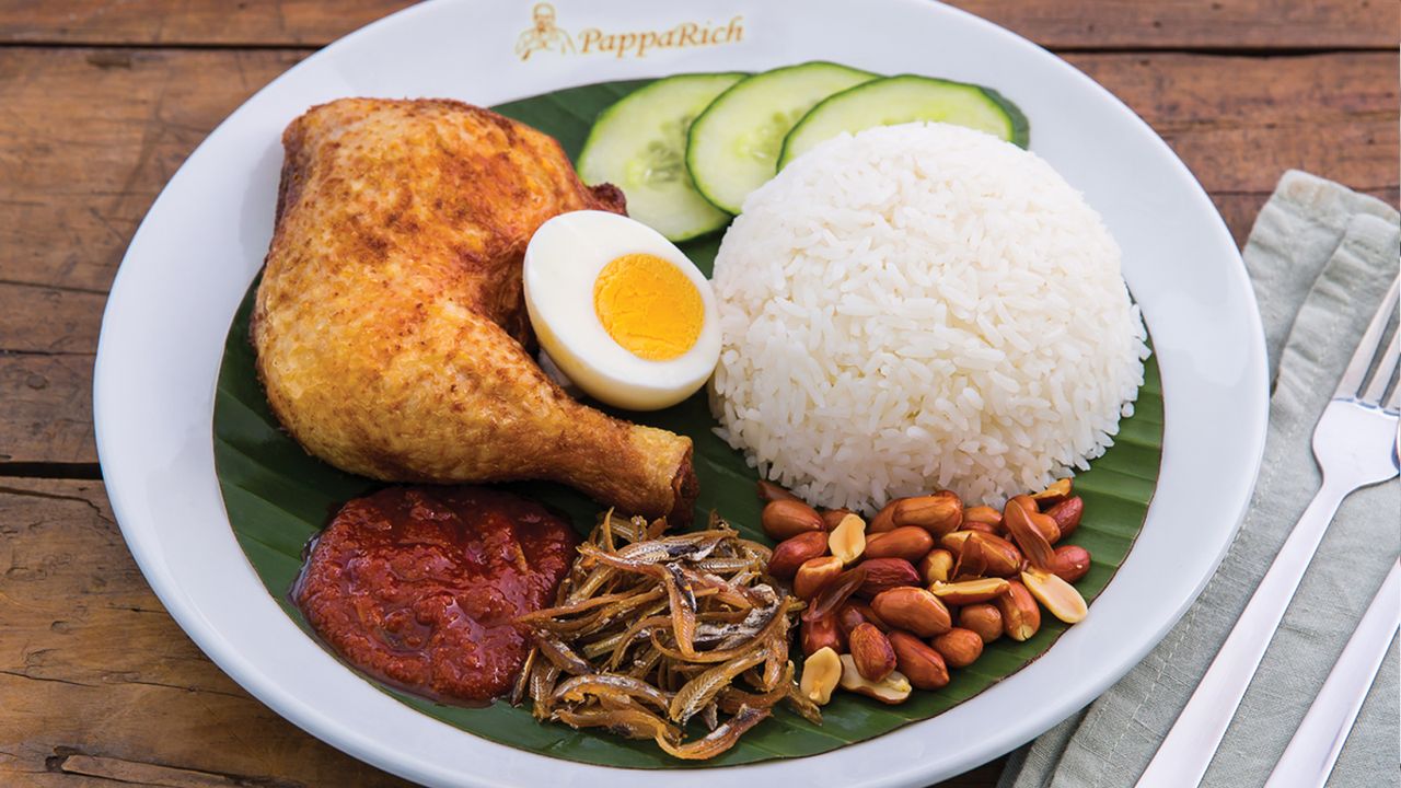 R06 Nasi Lemak with Fried Chicken