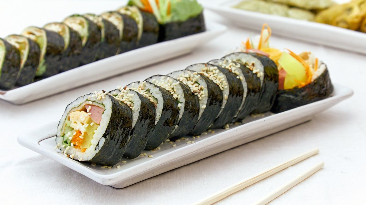 Avocado Vegetable Sushi