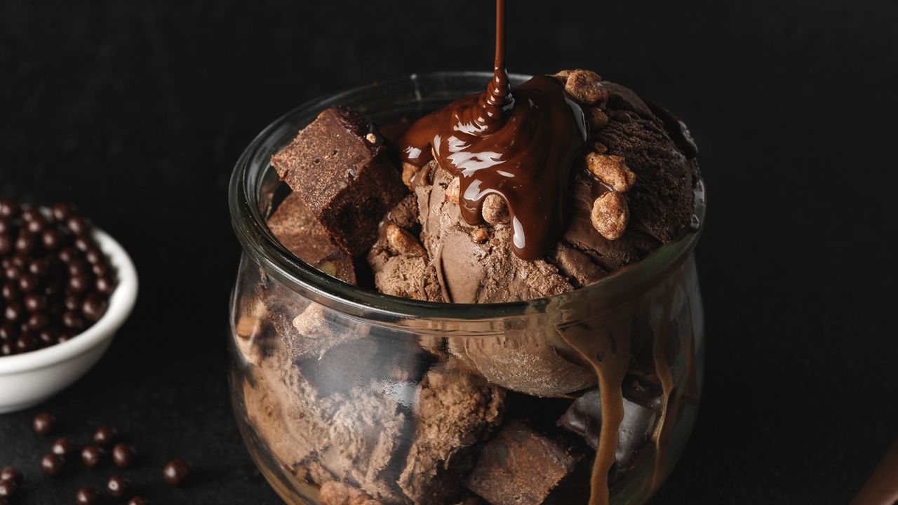 Choc-Fudge Brownie Sundae