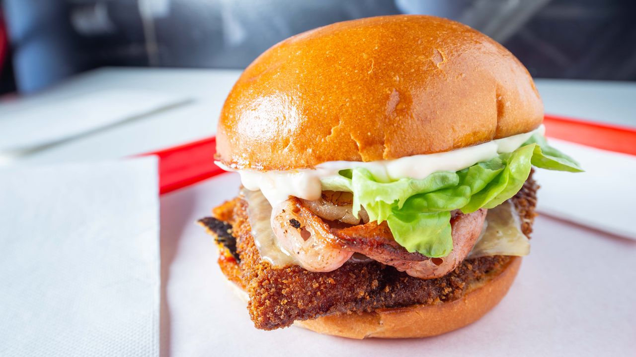Wilshire Bvld Chicken Burger