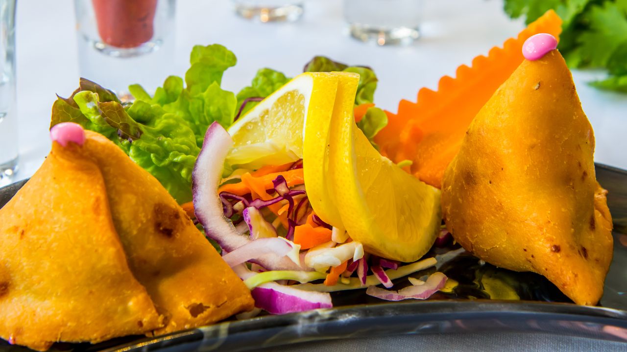 Veg Samosa (2PC)