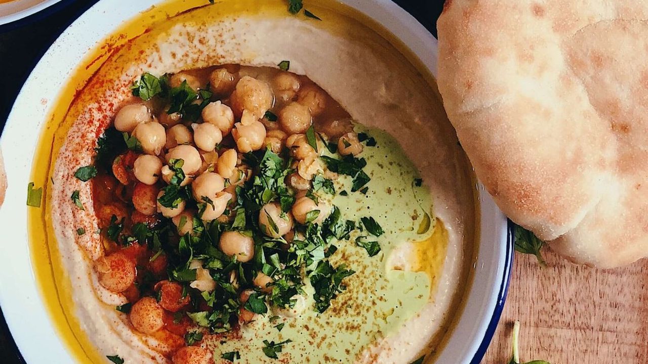 Hummus Plate
