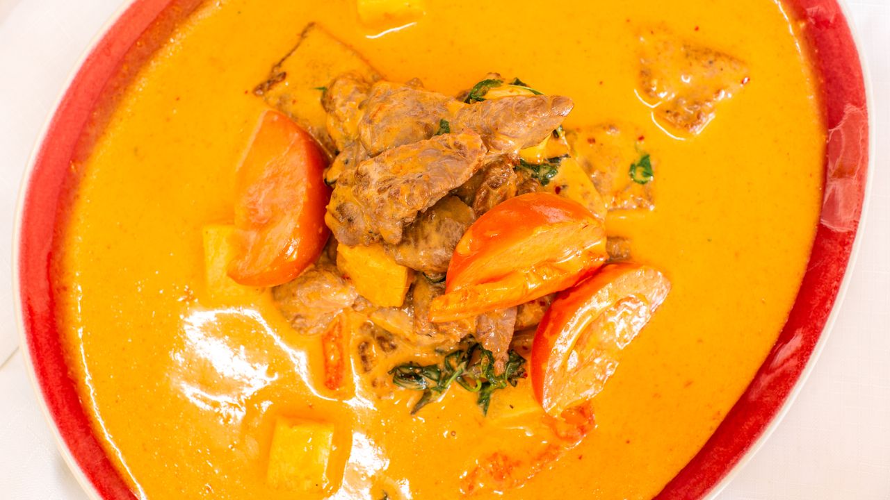 Gaeng Dang Nuer Yang