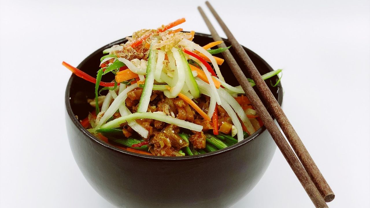 Penny’s Vegetarian Dan Dan Noodle (DF, V, VEO)
