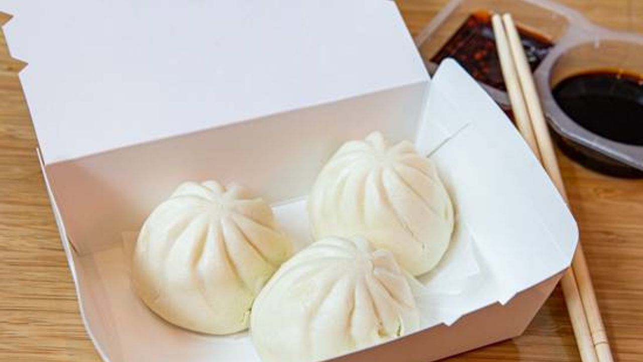 Steamed Vegetarian Bun Dim Sim (V)