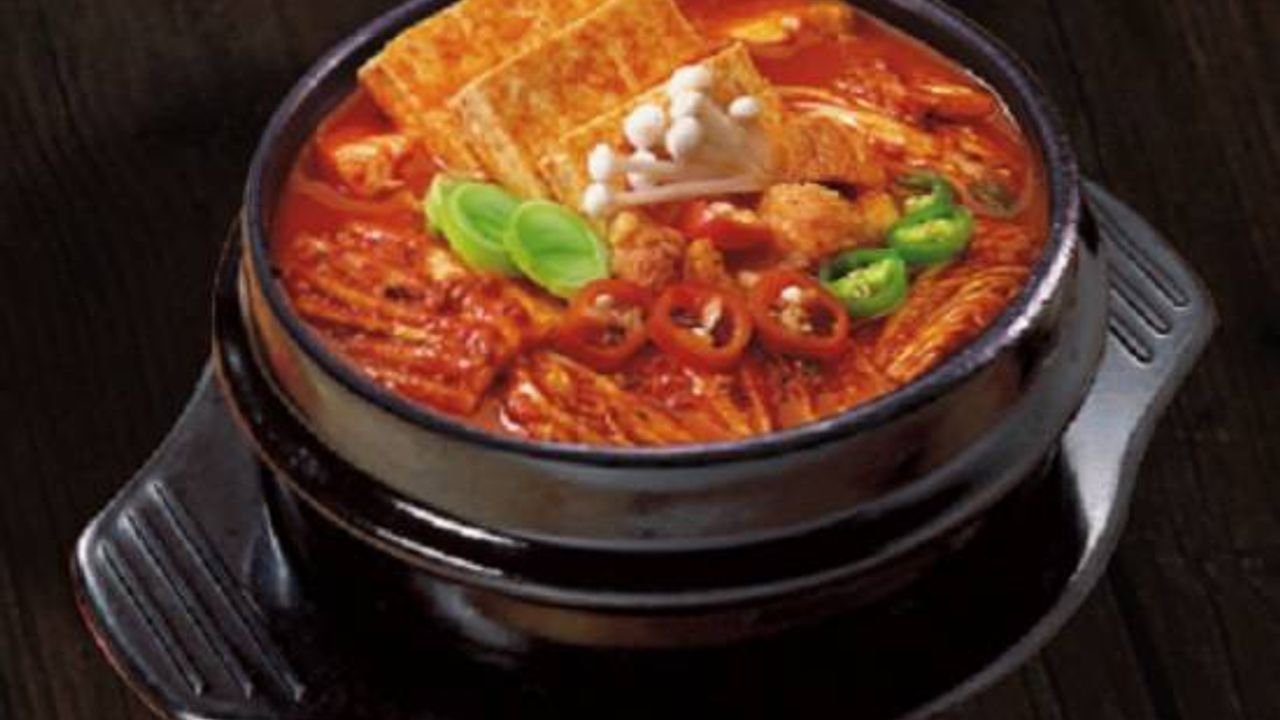 Kimchi Hotpot