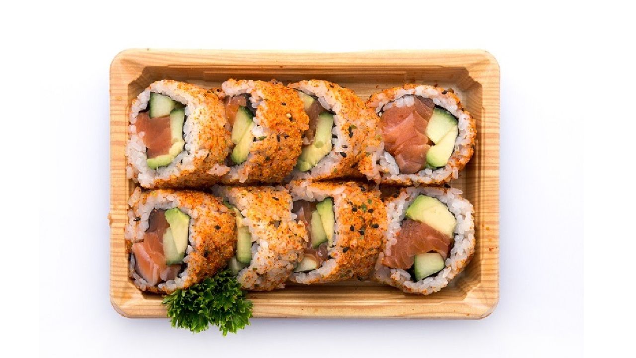 Spicy Fresh Salmon Maki Box (8)