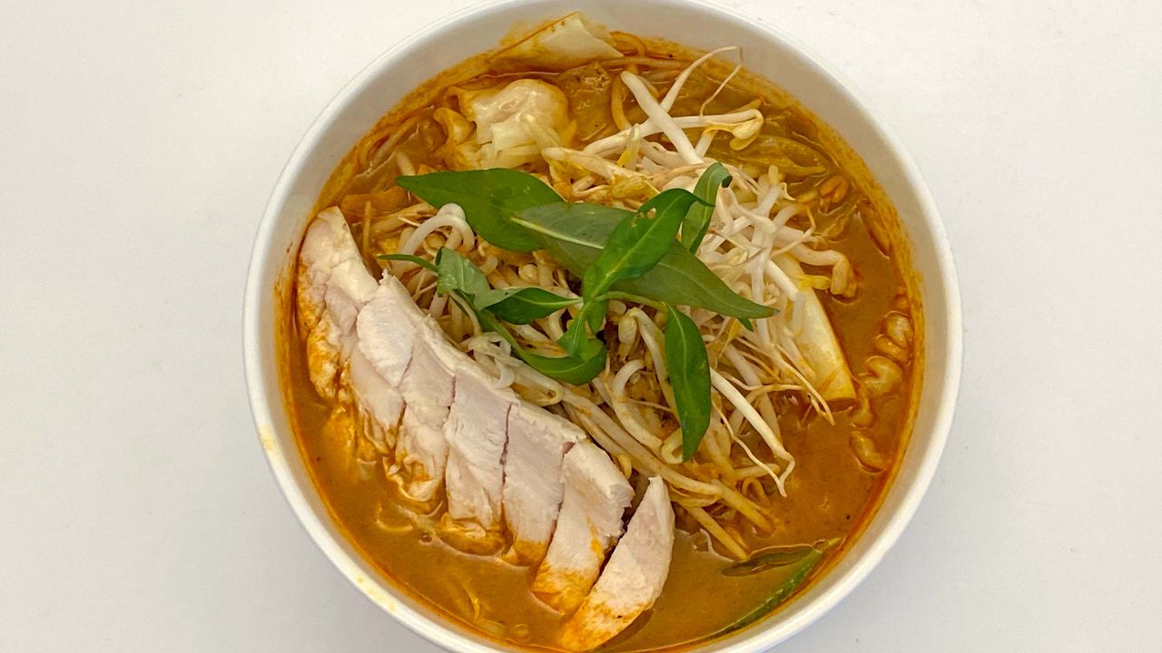 Curry Laksa (Chicken)