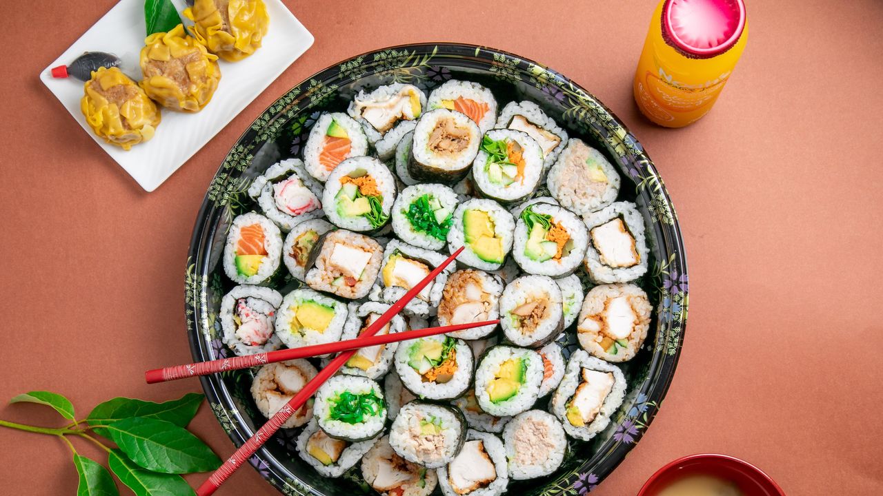 Medium Sushi Platter