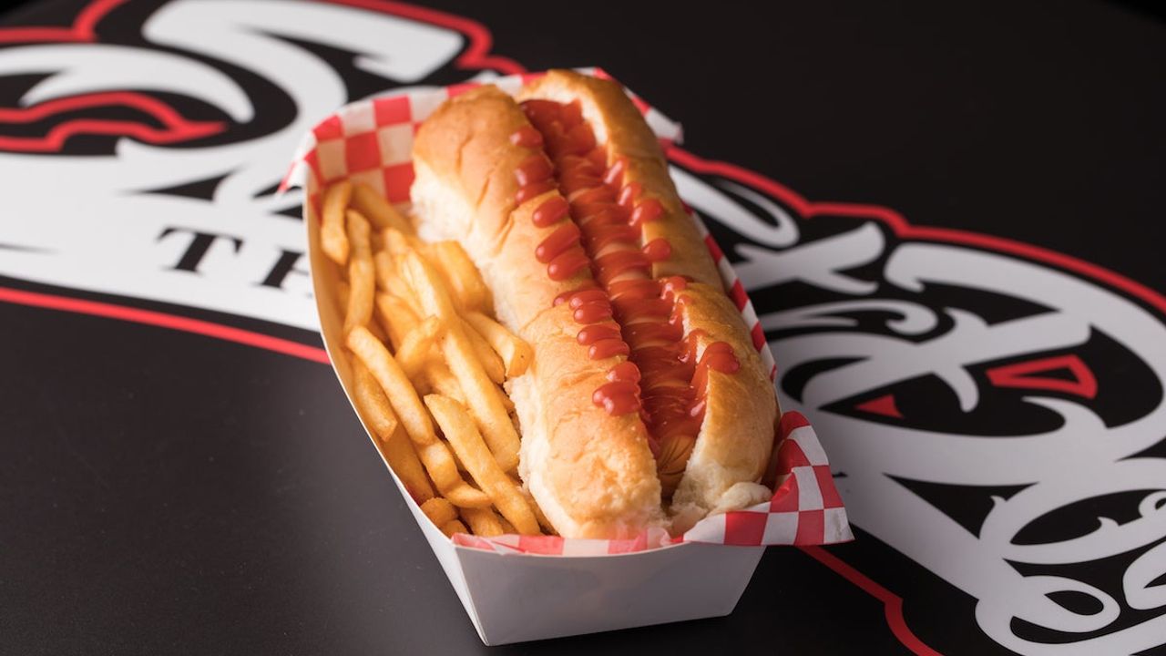 Puppy Hotdog