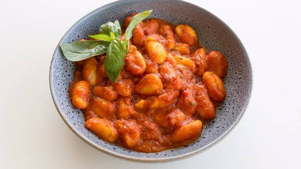 Napoletana Pasta (V)