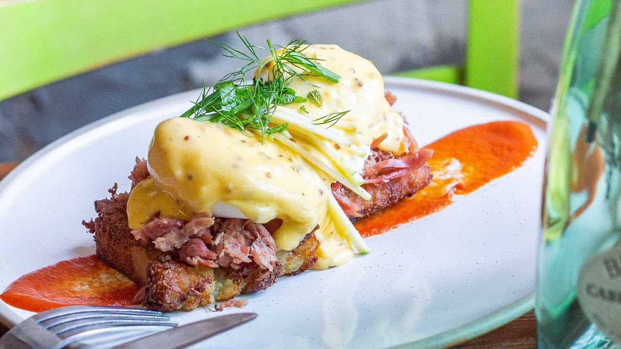 Eggs Benny