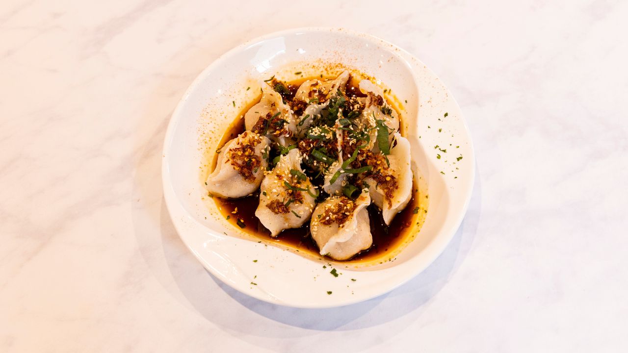 Steamed Pork Dumplings 紅油豬肉水餃 (Spicy) (15 Pieces)