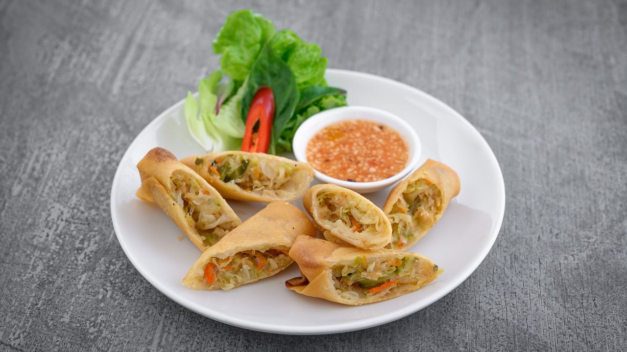 Deep Fried Vegetable Spring Roll