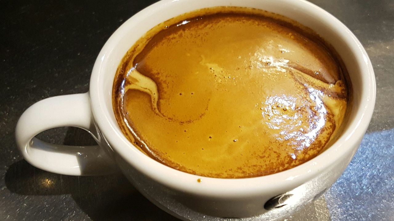 Americano (Black Coffee Long)