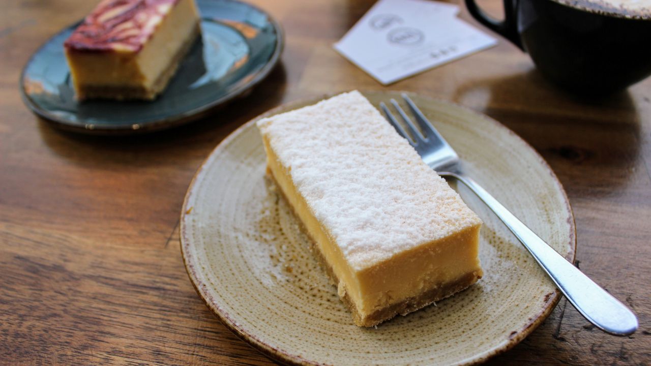 Lemon Baked Cheesecake