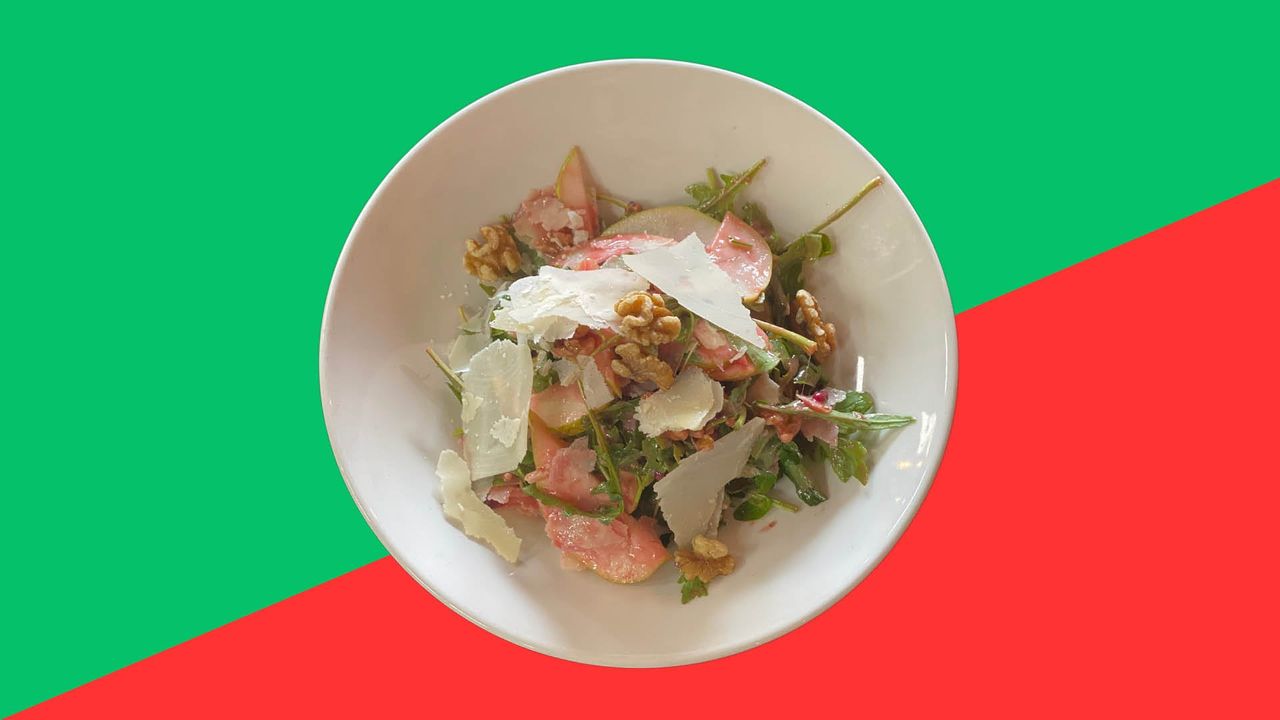 Pear and Walnut Salad (V)(GF)