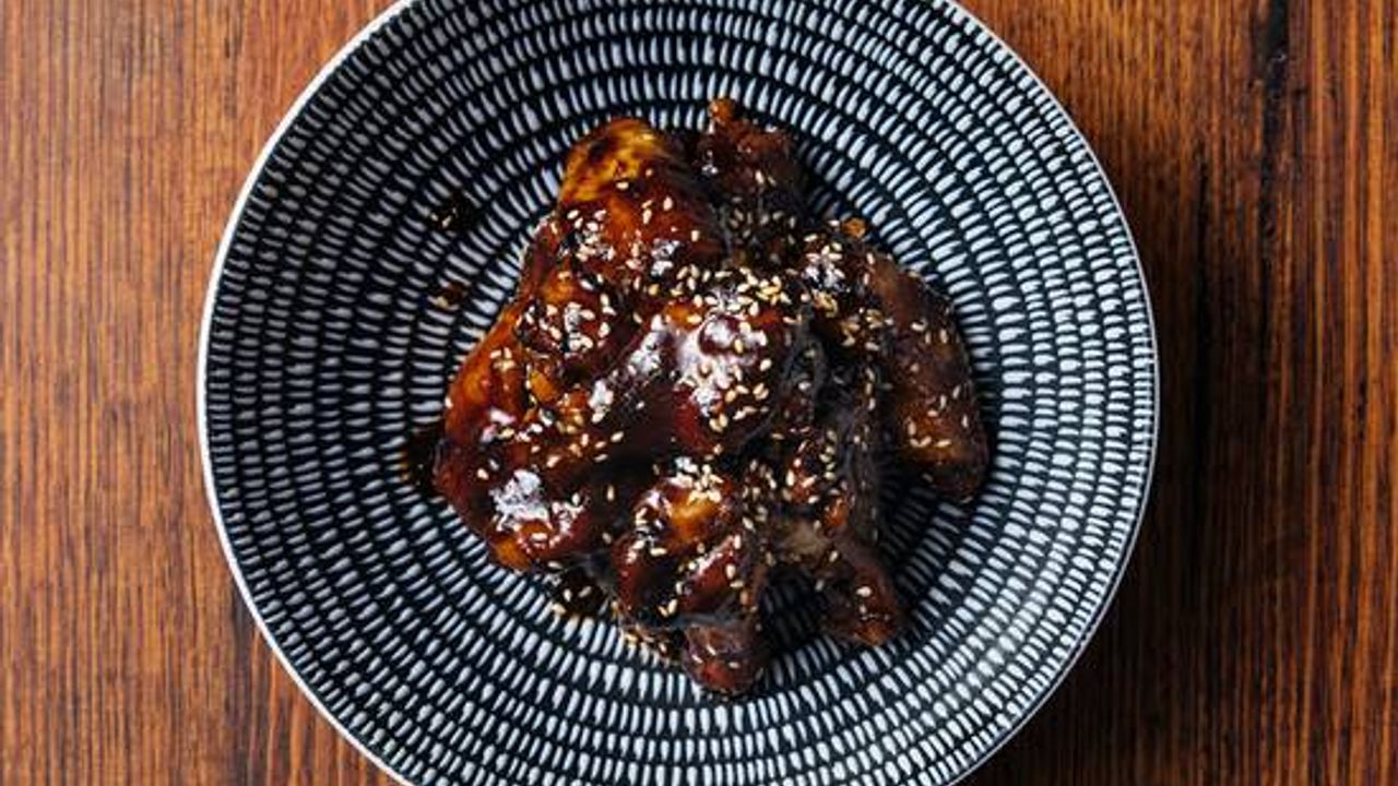 Sticky Chicken Wings