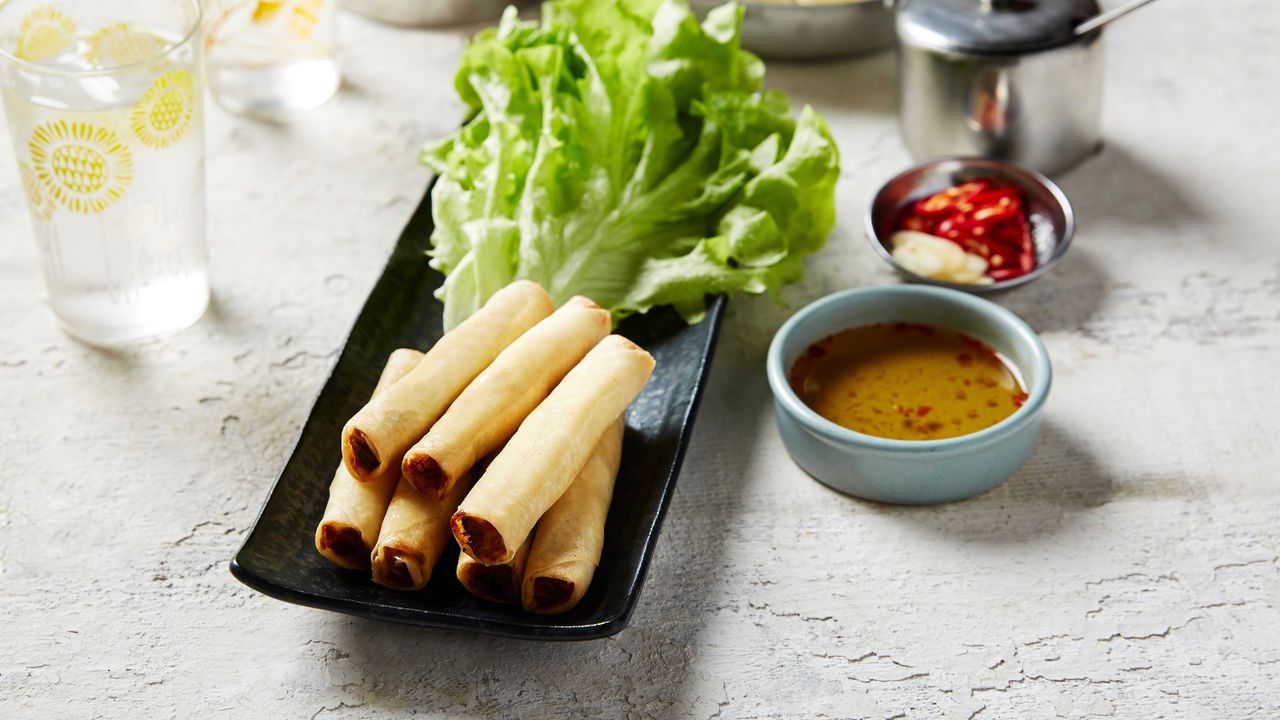 S2. Pork Spring Rolls / Chả Giò Heo (6pcs)