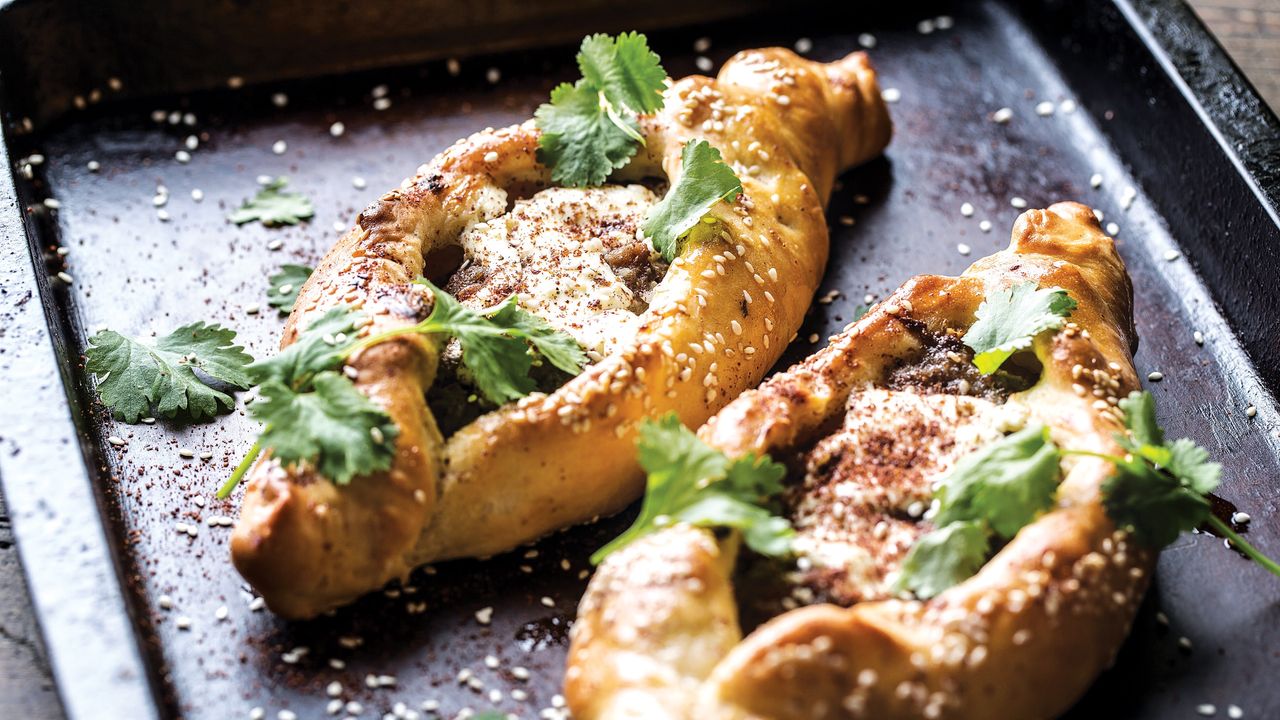 Beef Open Pide