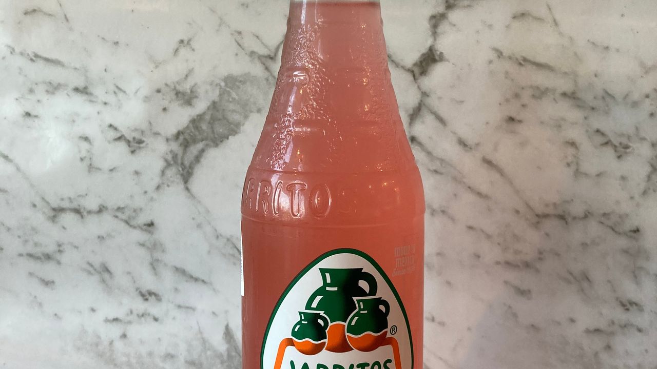 Jarritos Guava  (Imported)