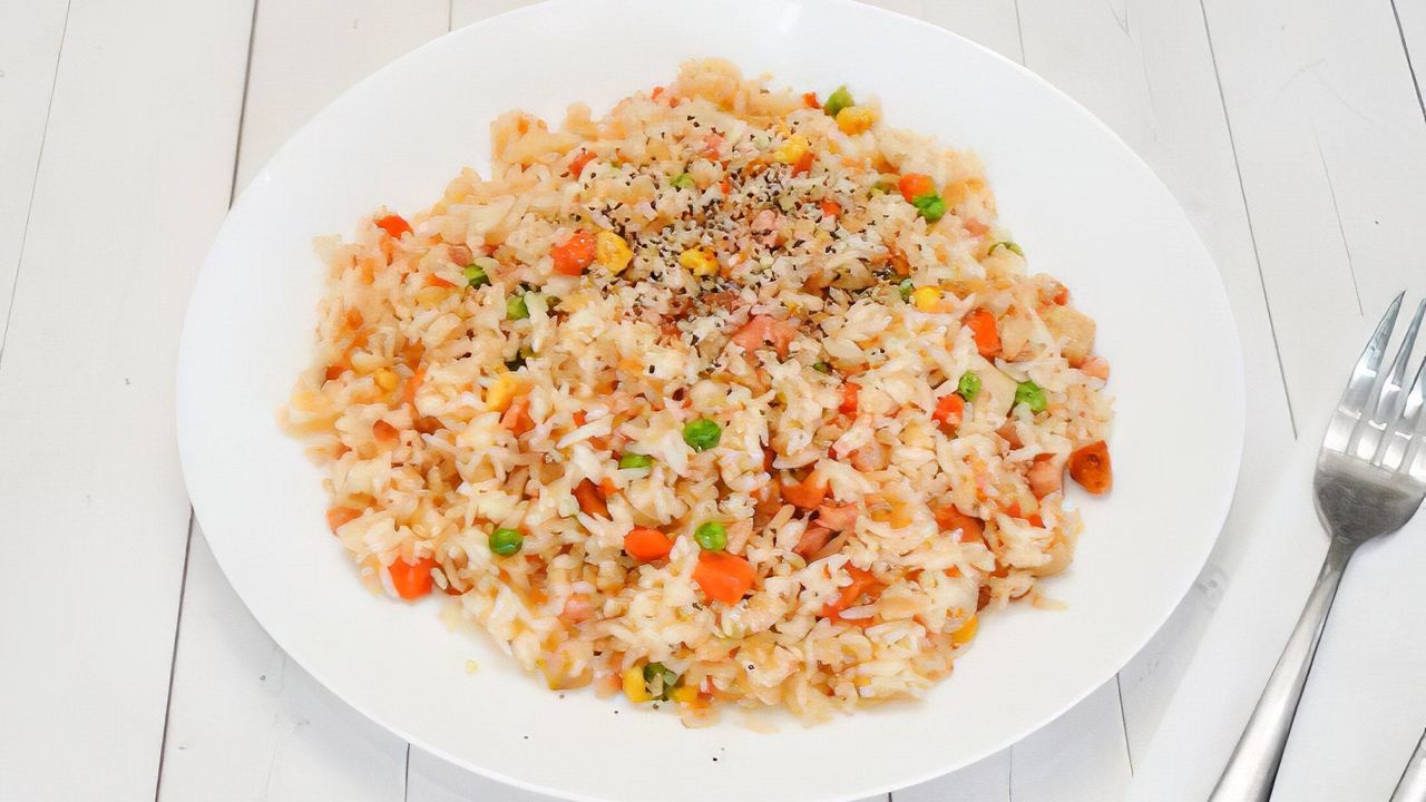 Standard Fried Rice (Cơm Chiên Dương Châu)