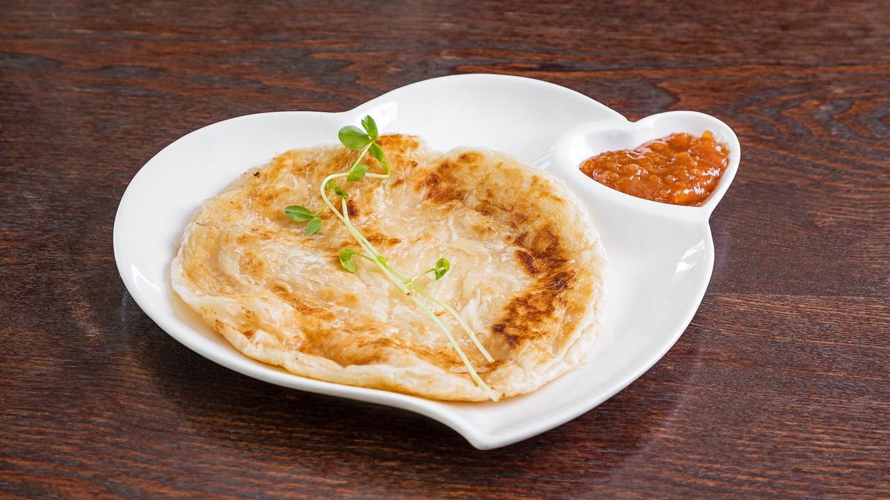 Plain Roti Bread with Peanut Sauce