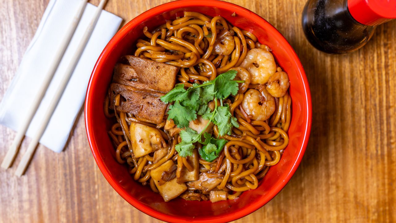 23. Supreme Seafood Noodles