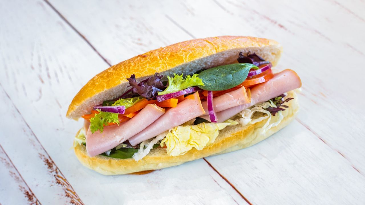 Ham and Salad Roll