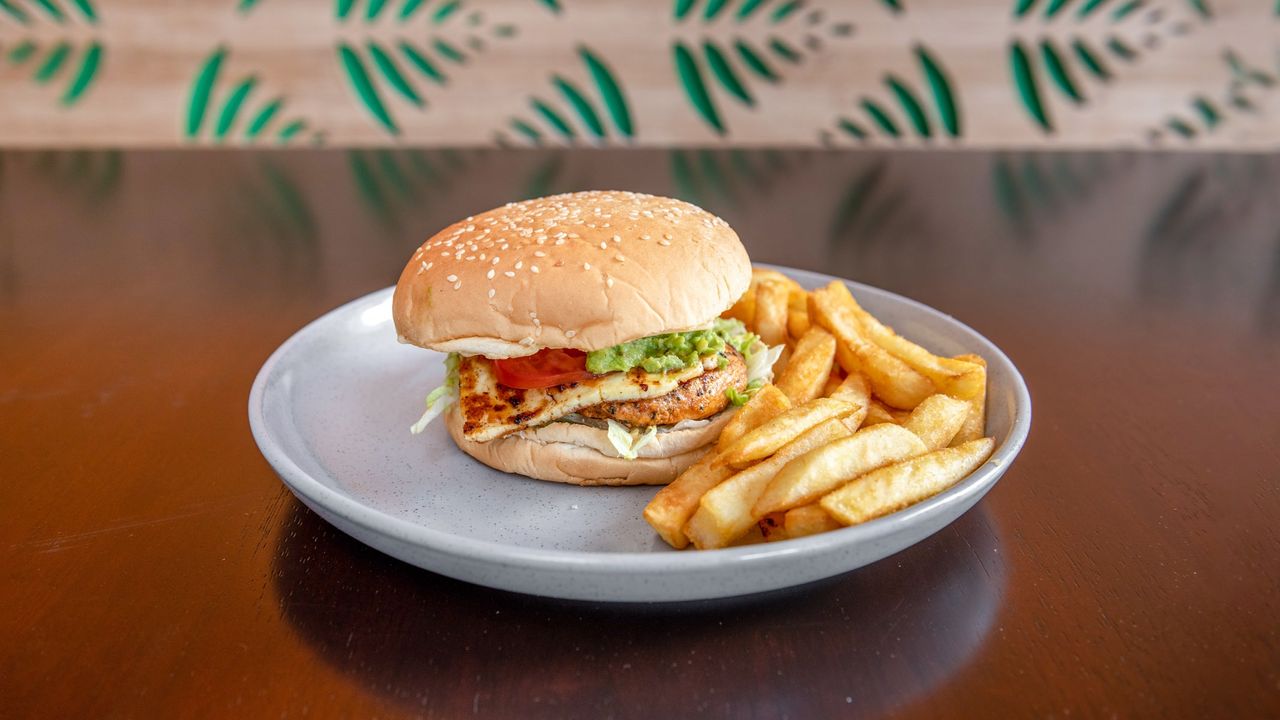 Halloumi Chicken Burger