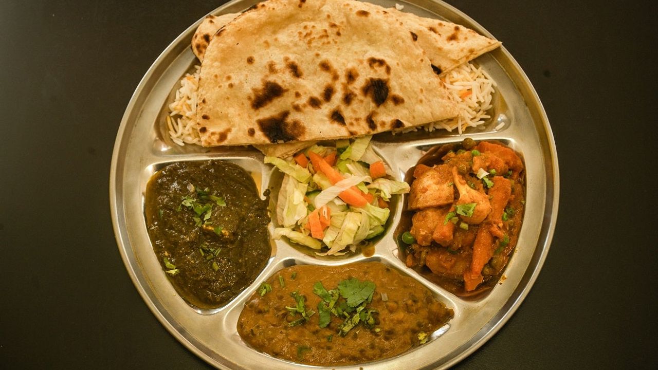 Vegetarian Thali (V)