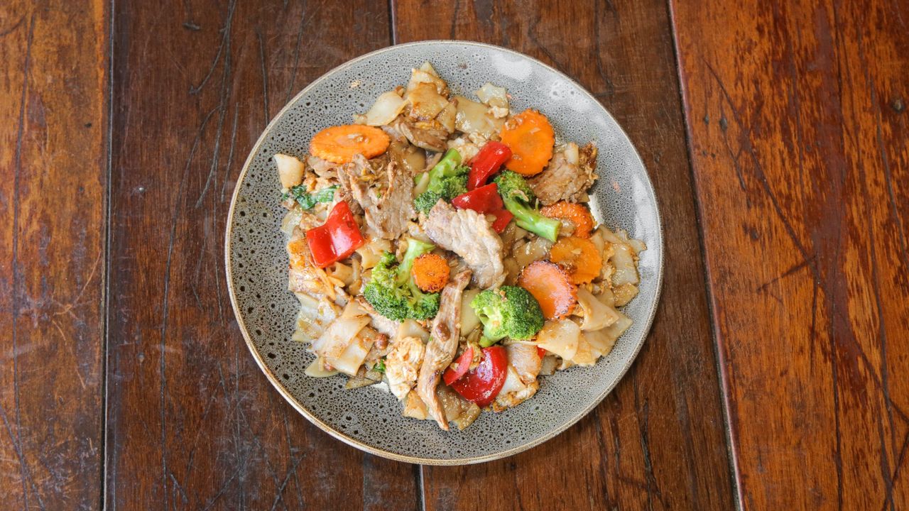 Pad See-Ew Noodle