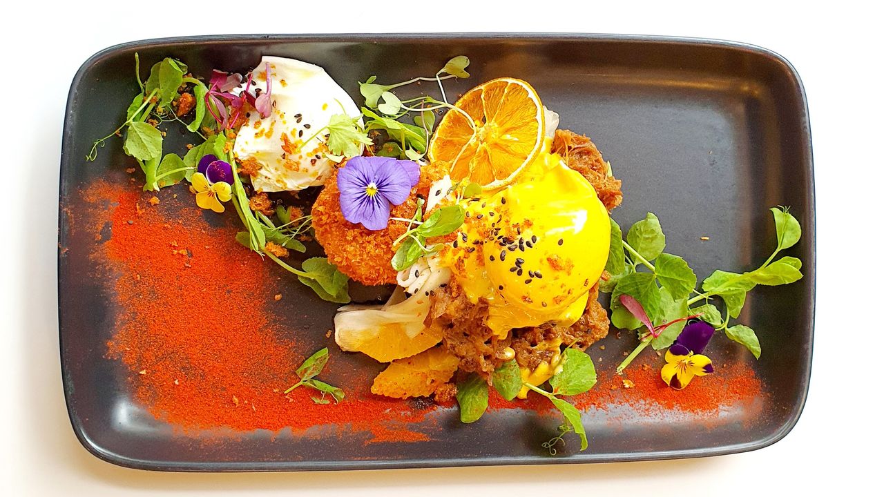 Pulled Pork Benedict