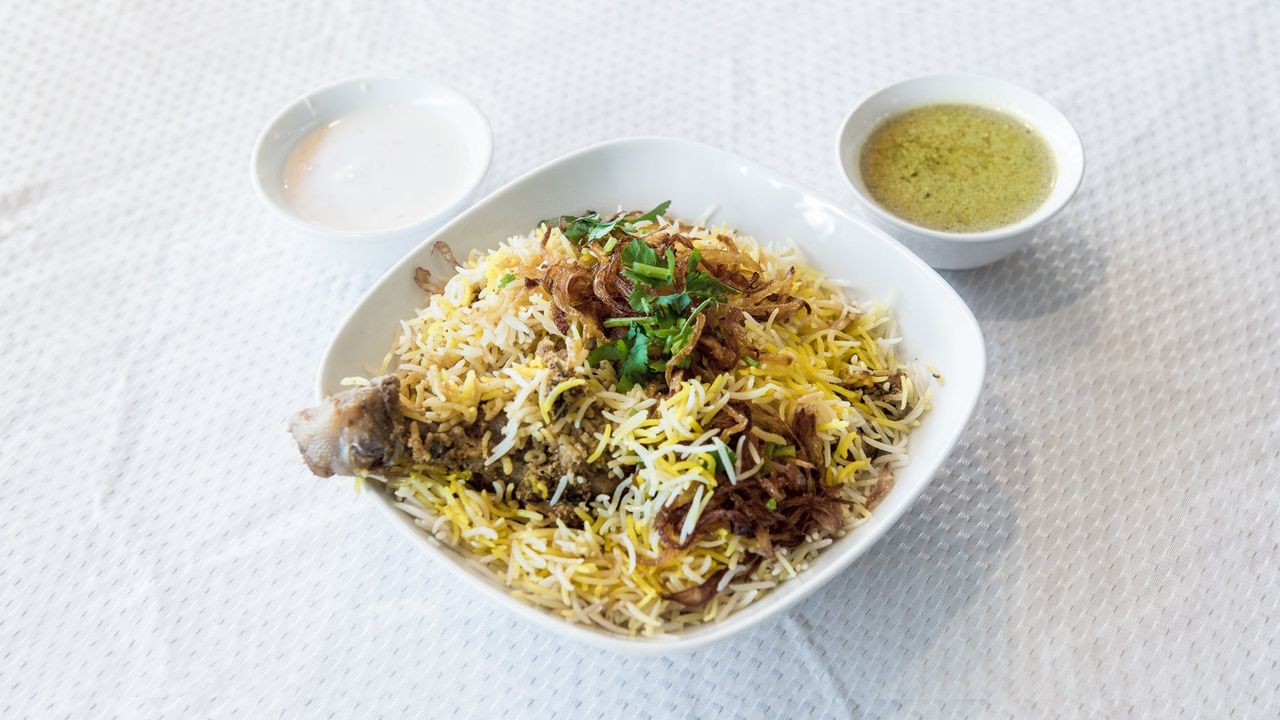 Hyderabadi Chicken Dum Biryani