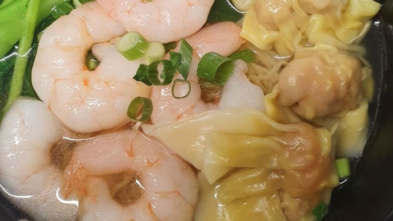 Prawn & Wontons Noodle Soup