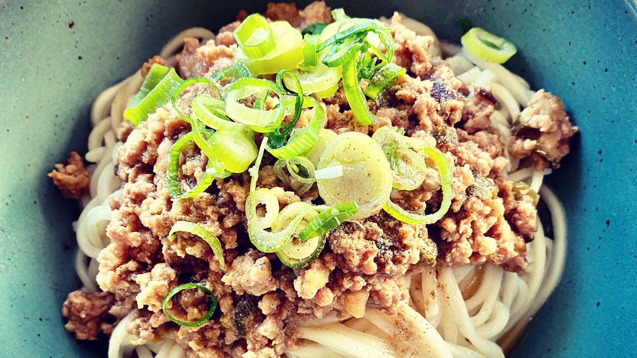 Braised Pork Luro Noodles