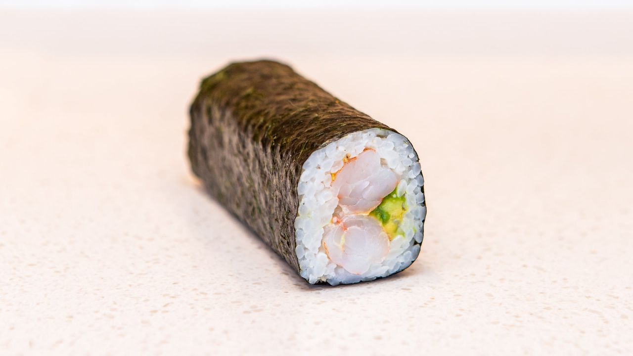 Cooked Prawn with Avocado