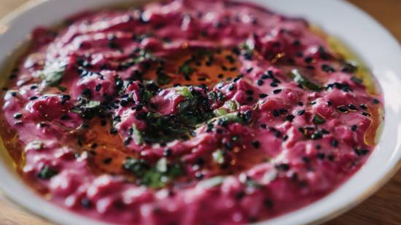 Beetroot Dip (V)