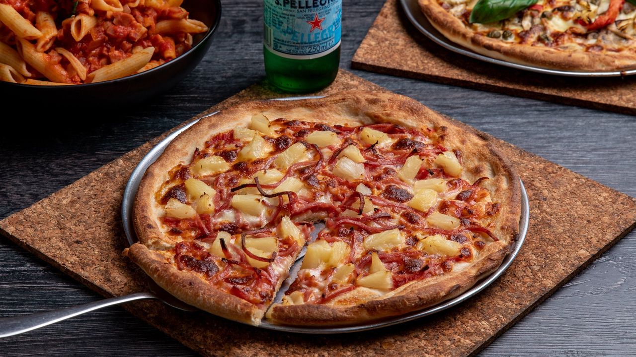 Tropical Delight Pizza