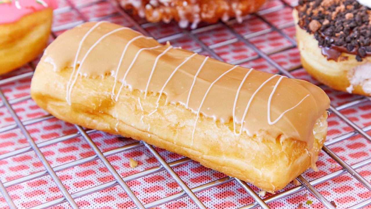 Maple Cream Long John
