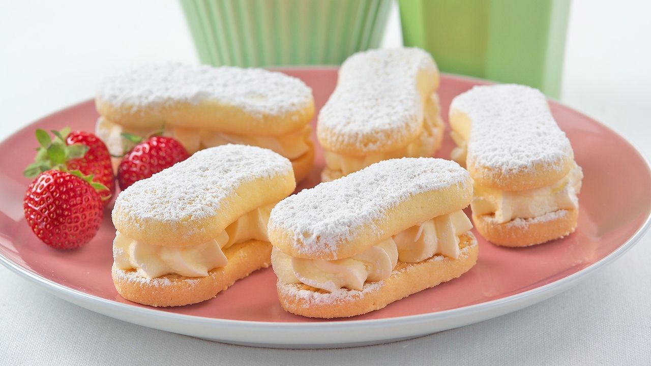 Dusted Yo Yos Biscuits