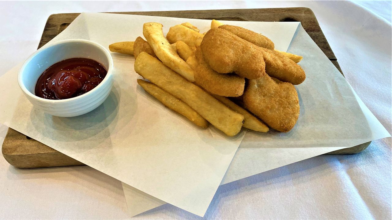 Chicken Nuggets and Chips