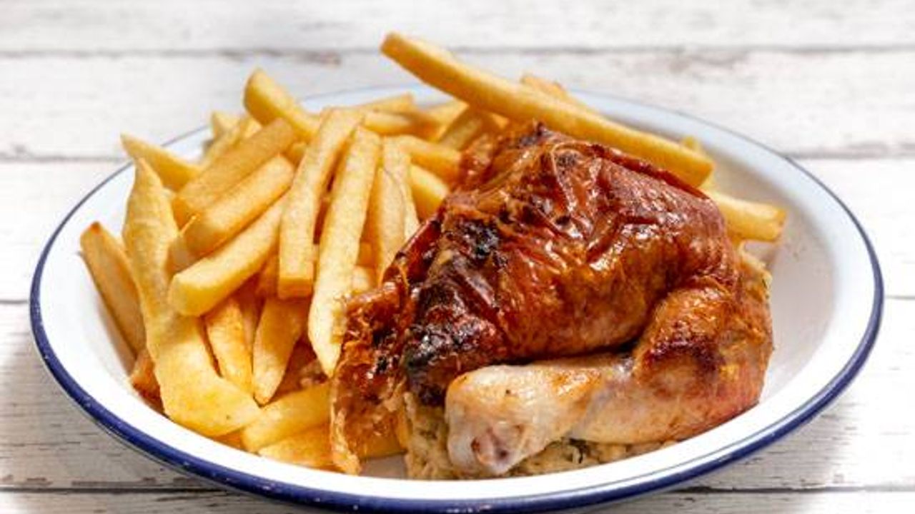 1/4 Chicken and Chips Deal