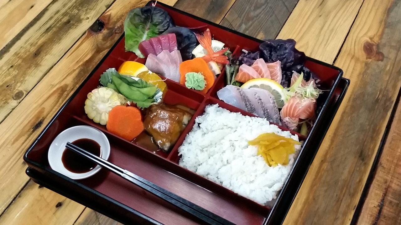 30. Sashimi Bento