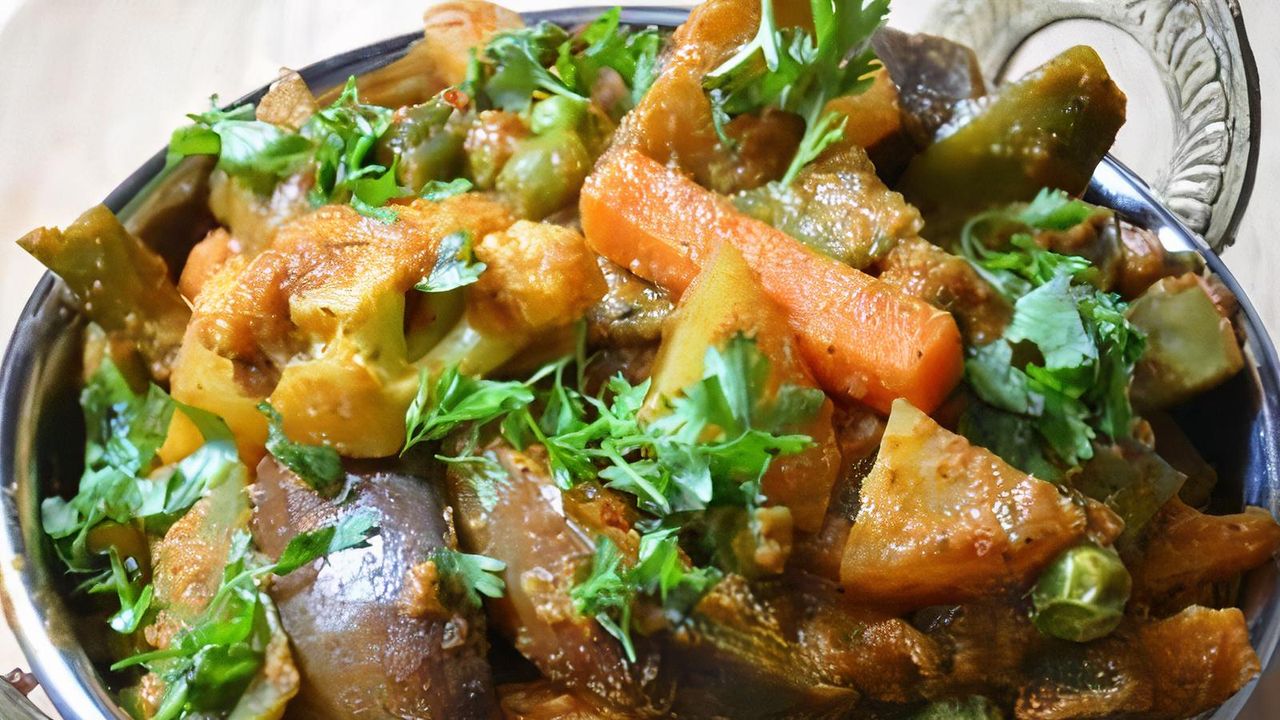 Mixed Vegetable Karahi