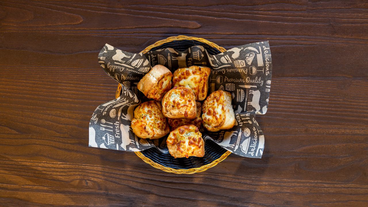 Garlic Bread with Cheese