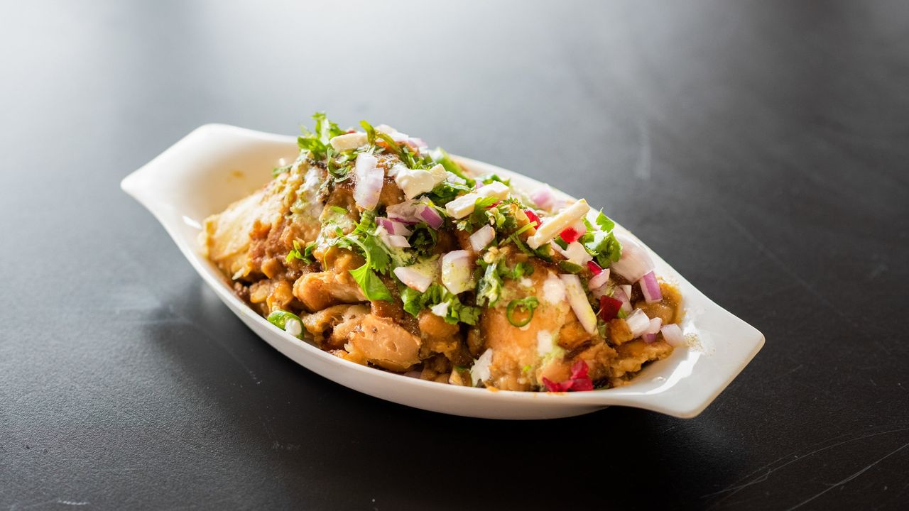 Samosa Chaat with Chole